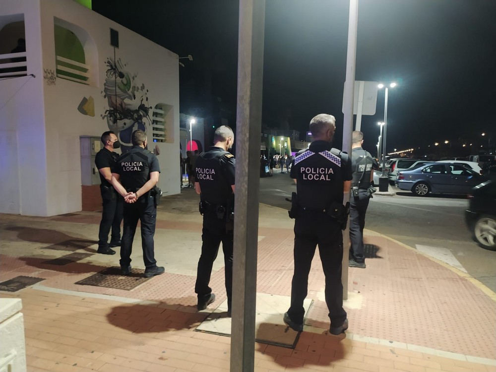 La Policía Local de El Ejido intensifica las labores de vigilancia durante el fin de semana