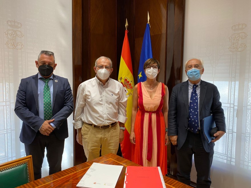 Antonio Bonilla celebra la buena disposición de la directora general para que Vícar cuente con un cuartel de la Guardia Civil