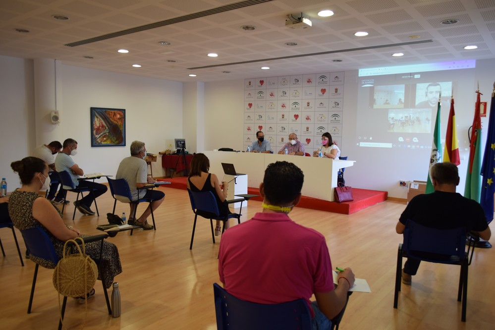El Pleno del Ayuntamiento de Vícar debate 10 mociones presentadas por los grupos políticos