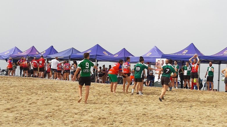 Este sábado se celebra el V Torneo de Rugby Playa ‘El Barco’ Ciudad de Adra en El Carboncillo