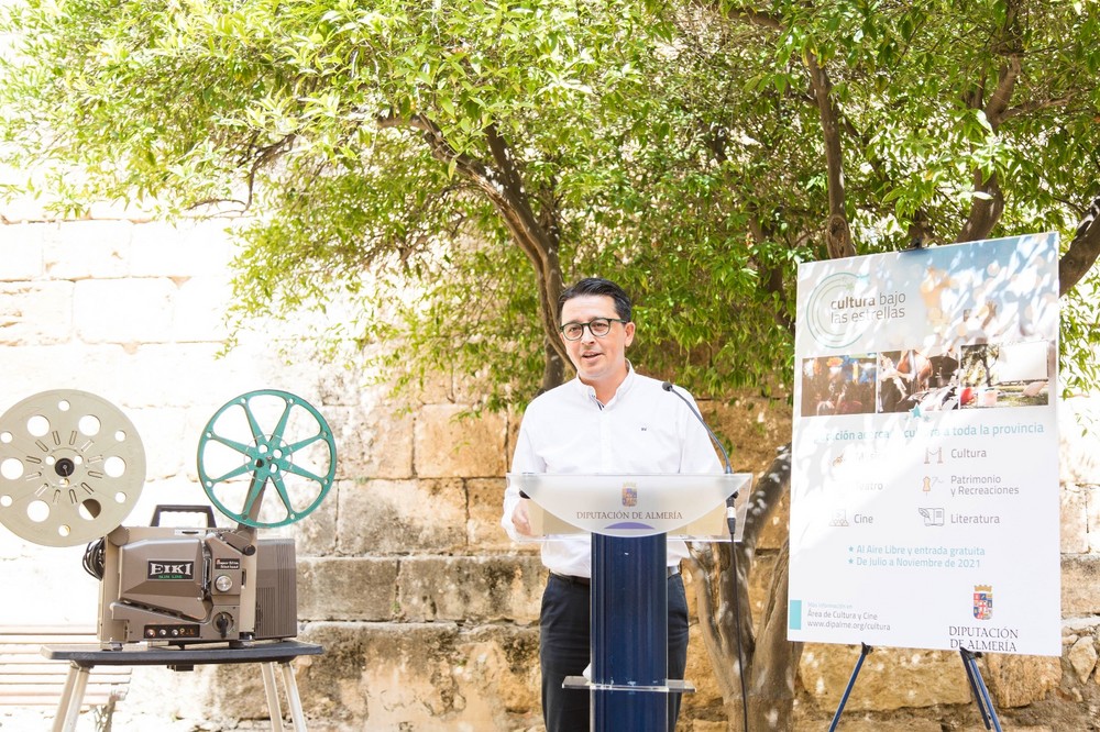 Diputación impulsa las artes escénicas con cursos de formación en La Mojonera