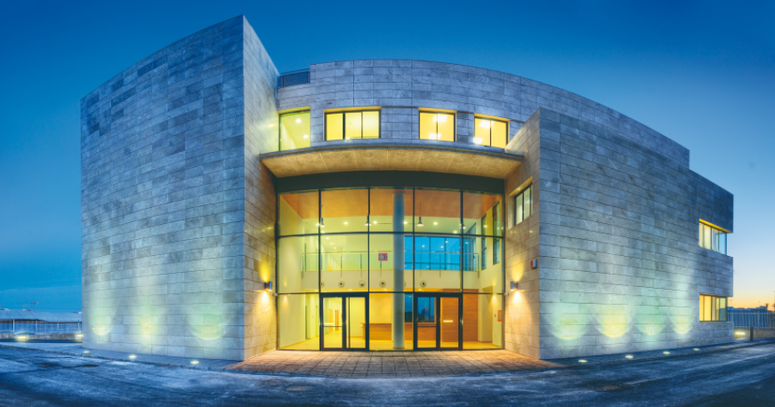 Vícar pone en marcha un  servicio de atención personal para que los vecinos puedan consultar las variaciones en los valores catastrales