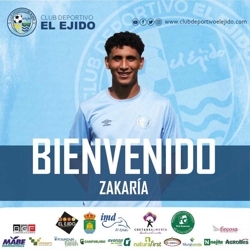 El ejidense 'Zakaría' firma su primer contrato profesional con CD El Ejido