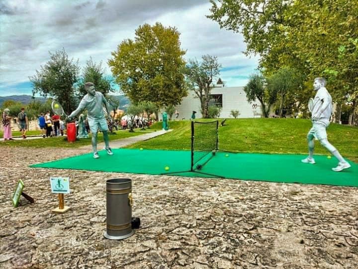 El ejidense David Dadis y el mojonero Jose Almansa vuelven a ganar el Festival de Estatuas Vivientes Vila Real en Portugal