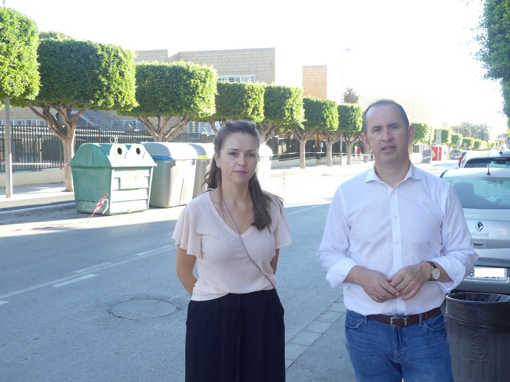 Vargas: “El Ayuntamiento condena a la Avenida Príncipes de España de El Ejido al caos por su falta de previsión con las obras y de aparcamientos para vecinos y autobuses”