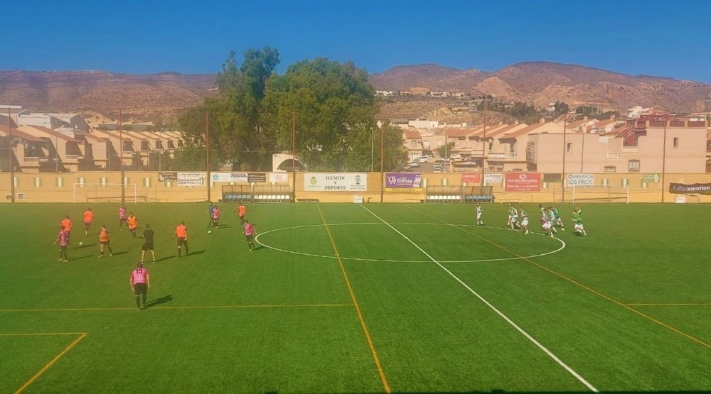 El Poli Ejido se sobrepone al arbitraje y empata frente al CD Huércal (1-1)