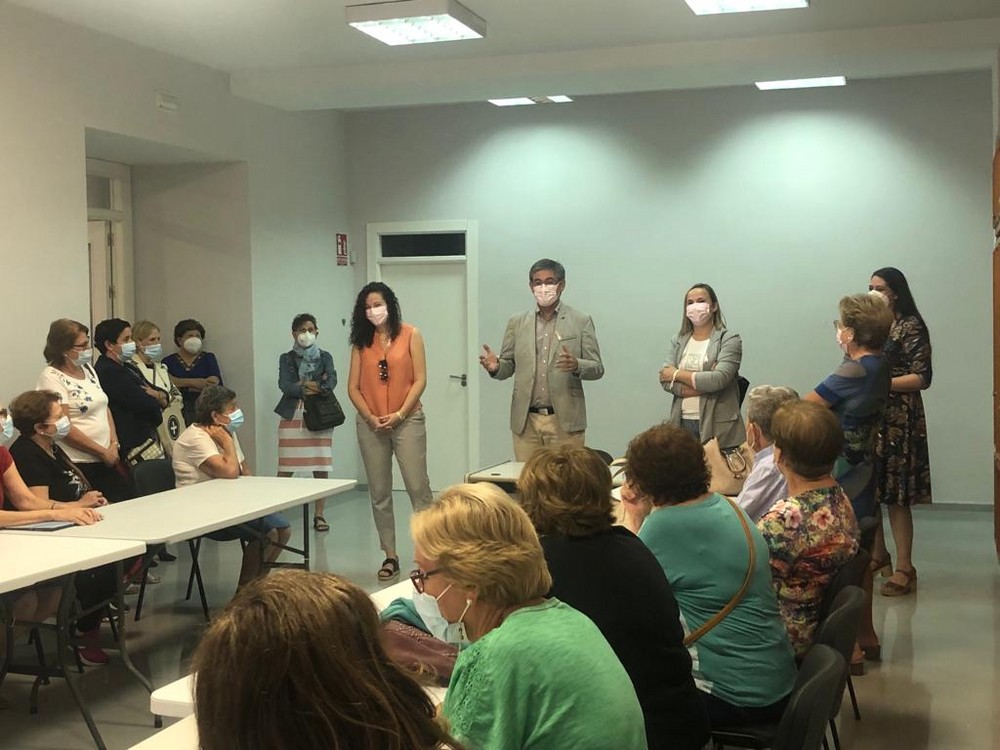 Adra reactiva los talleres de memoria para mayores