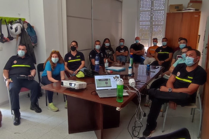 Adra forma a su fuerzas de seguridad en salud mental