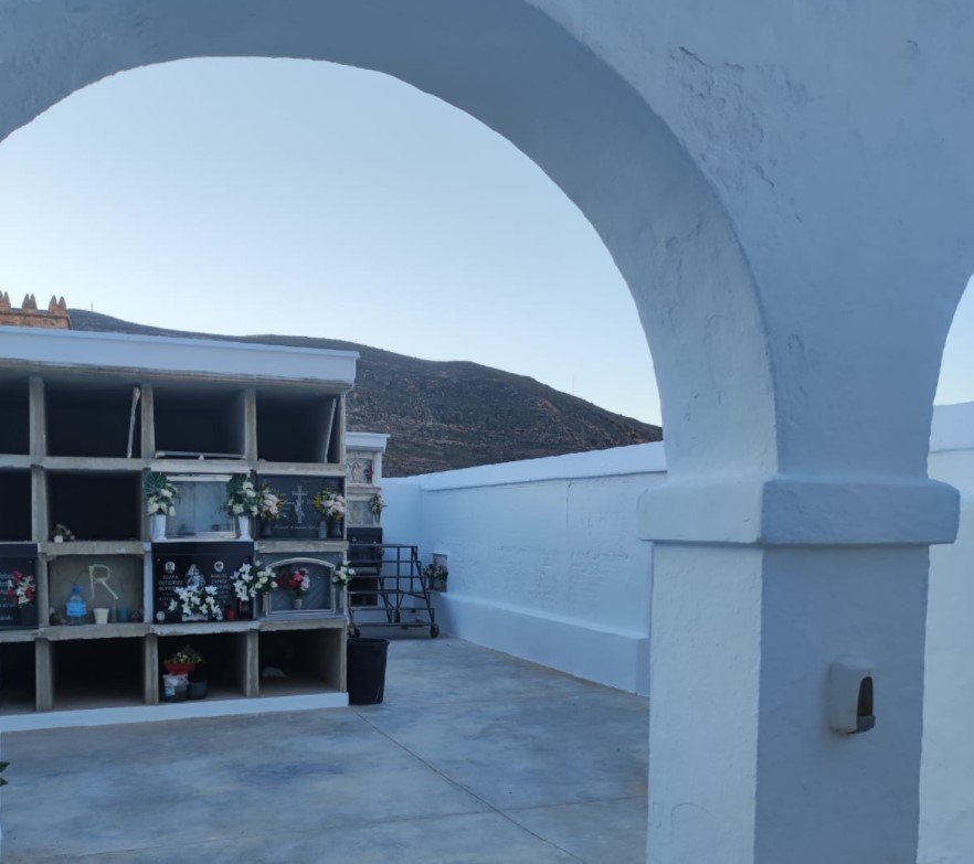 Vícar montará un dispositivo para controlar el acceso y la seguridad en los cementerios durante el puente de Todos los Santos