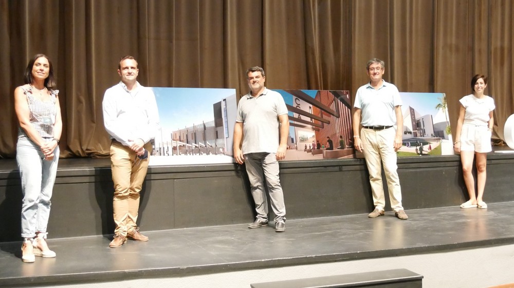 Manuel Cortés presenta la idea ganadora para la transformación del Centro Cultural