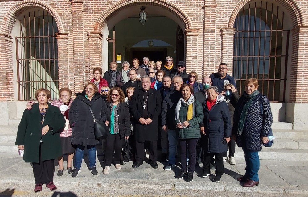 El obispo de Getafe recibió a los peregrinos llegados desde Dalías