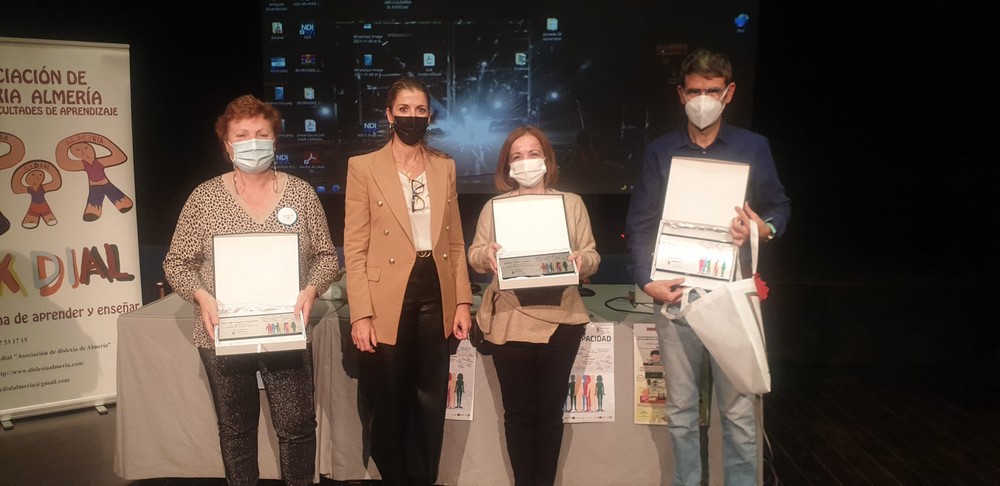 Las claves sobre cómo afrontar la dislexia se ofrecen en la Sala B del Auditorio a través de una interesante charla