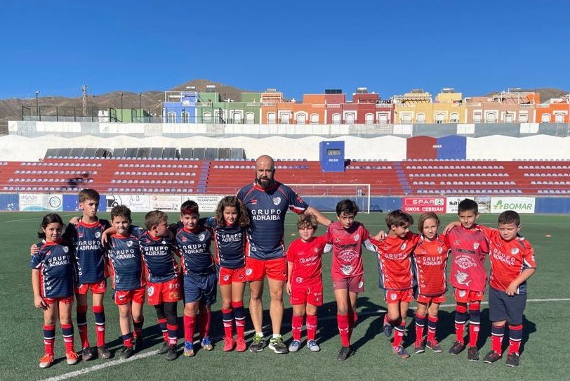Fin de semana deportivo en Adra con el I Curso Técnico de kárate JKA y la celebración del Rugby provincial