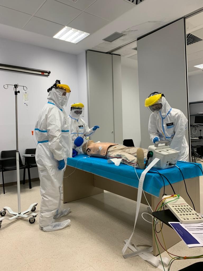 La Comisión de RCP de la Agencia Sanitaria Poniente mejora la atención al paciente en situación de parada cardiorrespiratoria
