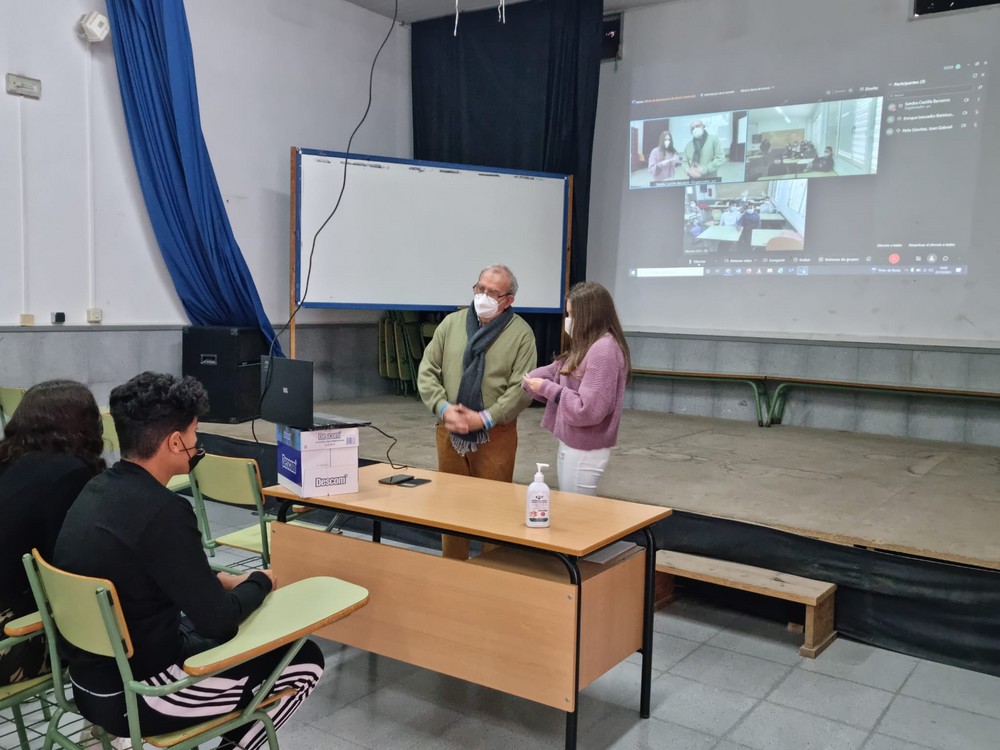 Antonio Bonilla cierra sus intervenciones de ‘Tengo una pregunta para Usted, Sr. Alcalde’ con alumnos de Secundaria
