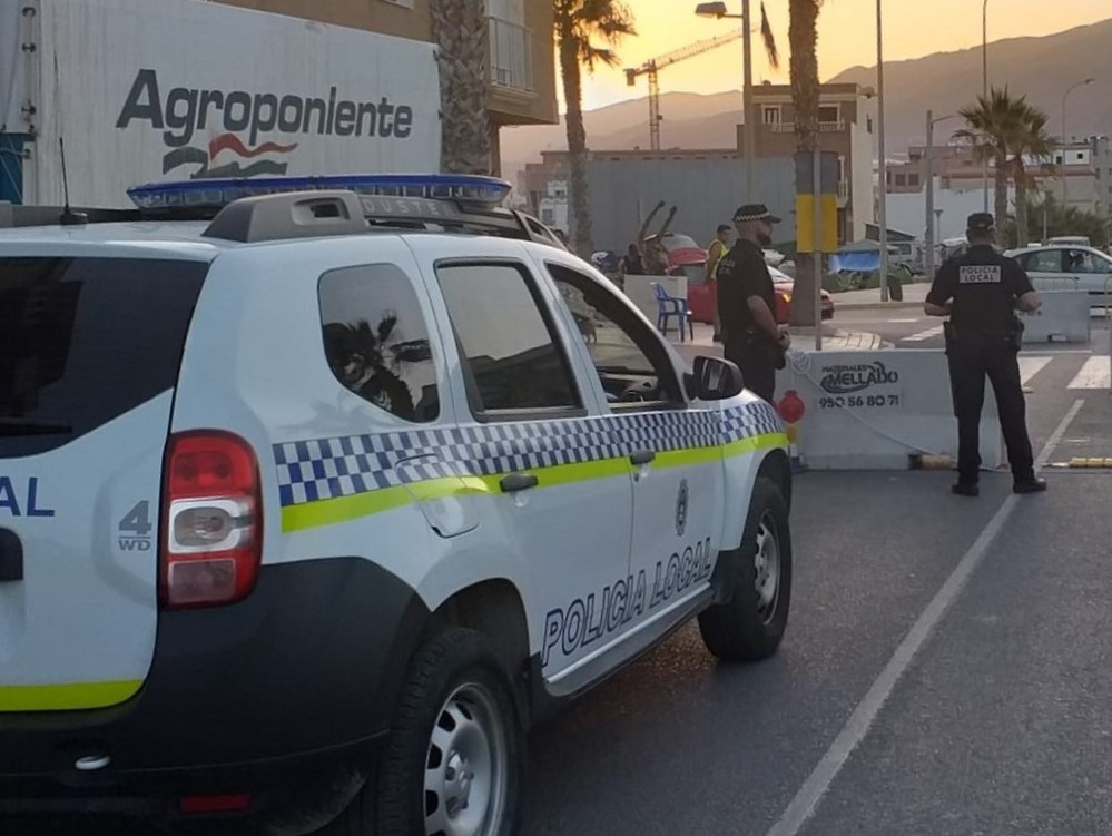 El PSOE de Adra acusa a PP y C´s de “confrontar” con el Gobierno de España y de eludir sus responsabilidades municipales