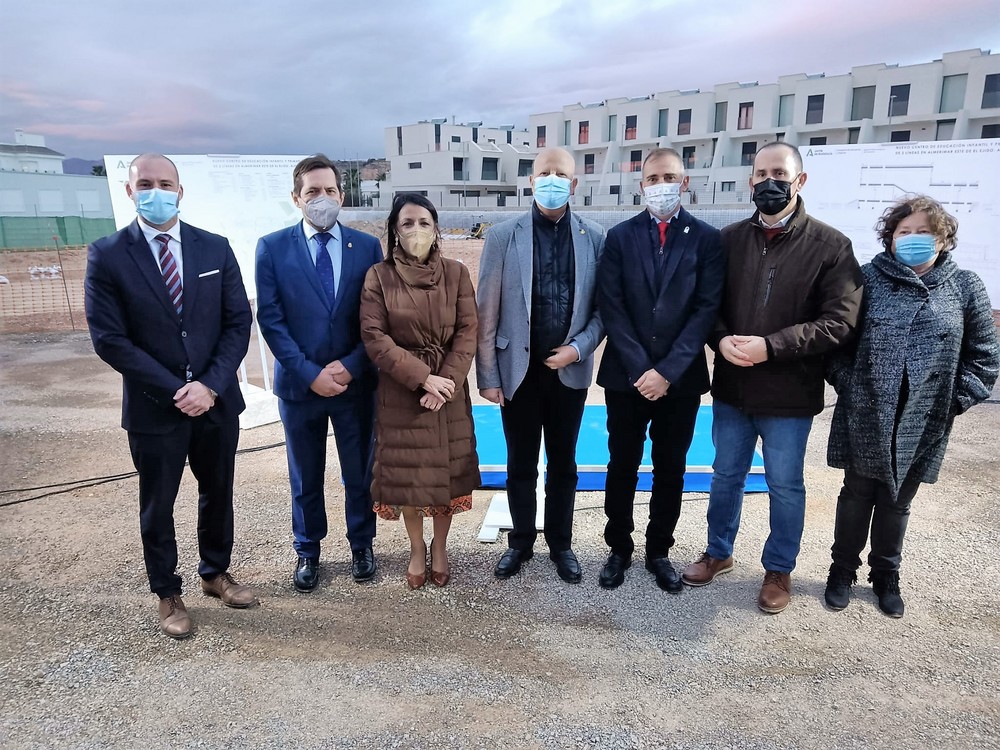 Rafael Burgos  afirma que la perseverancia de Ciudadanos en la Junta “ha sido crucial para que Almerimar ya tenga colocada la primera piedra de su nuevo colegio”