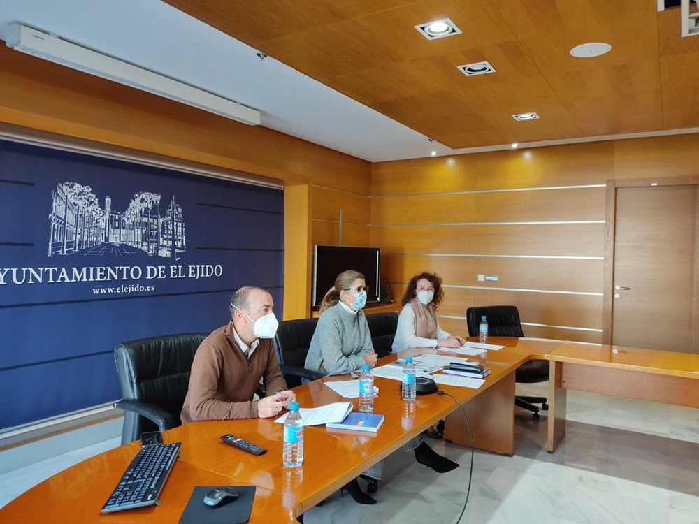 Balance “positivo” de las medidas de formación y empleo que se han promovido en las zonas de actuación del programa ERACIS en El Ejido