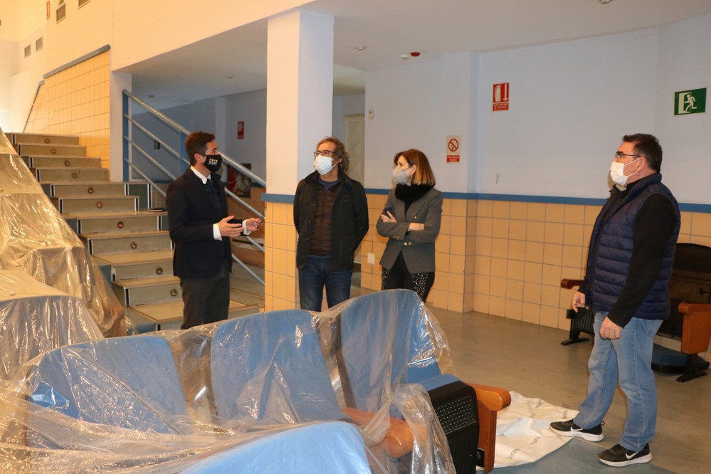 El Ayuntamiento de El Ejido destina importantes inversiones a la modernización y puesta a punto del Teatro Municipal