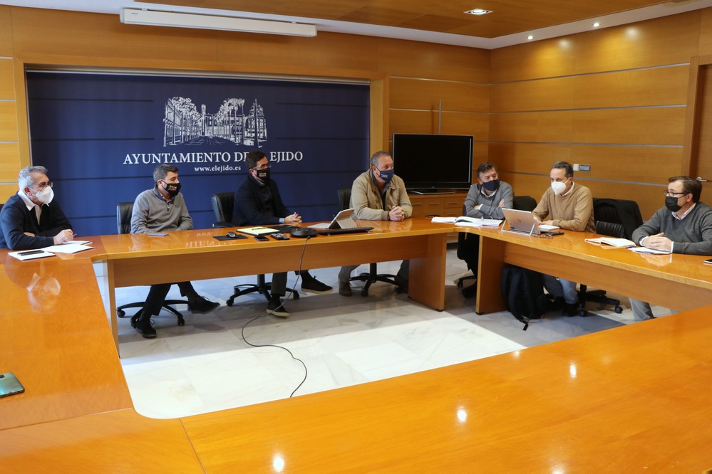 El equipo de Gobierno impulsa el crecimiento urbanístico sostenible para atender las demandas y necesidades de la población