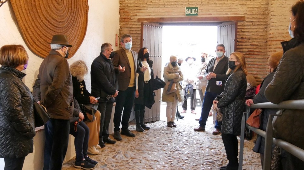 Adra recibe la visita de la Real Hermandad de Veteranos de las Fuerzas Armadas y de la Guardia Civil de Almería