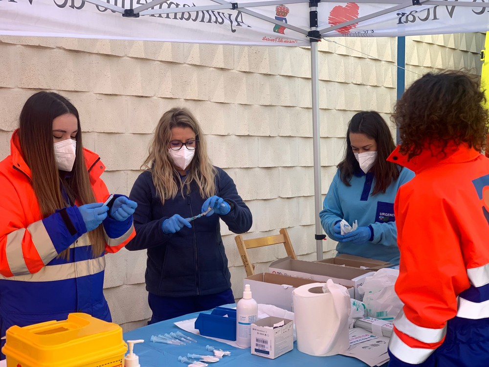 Salud intensifica la campaña de vacunación en Vícar y volverá a instalar un punto móvil de vacunación sin cita en el mercadillo del domingo