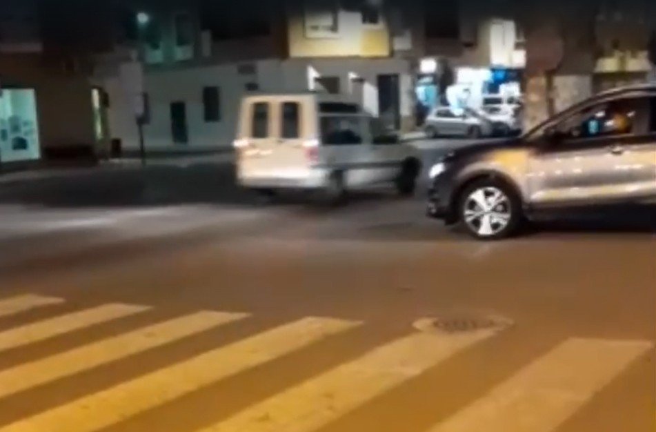 Los socialistas de Adra piden al PP regular el tráfico en la zona norte del municipio para acabar con el colapso en hora punta