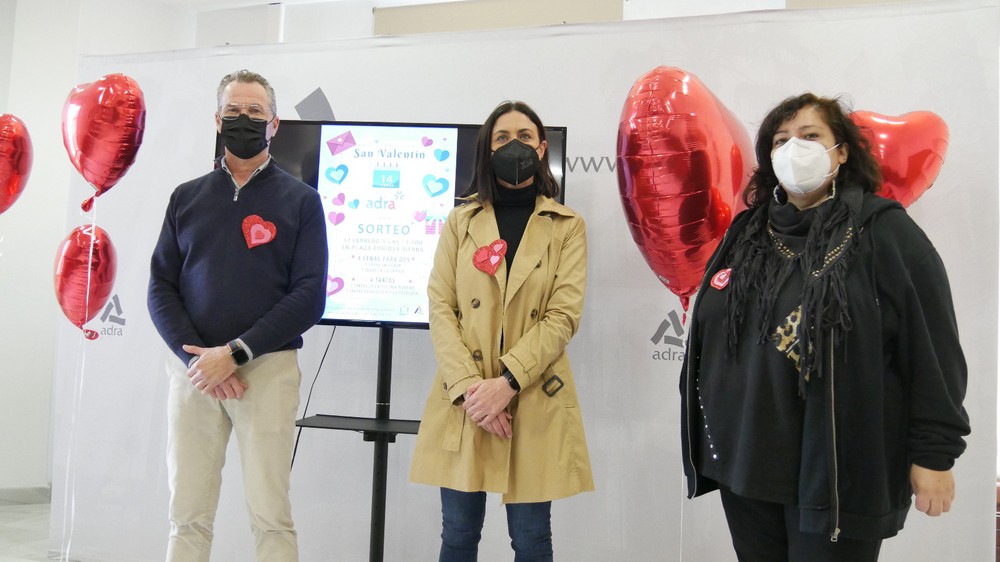 El comercio de Adra sortea tartas y cenas con motivo de San Valentín
