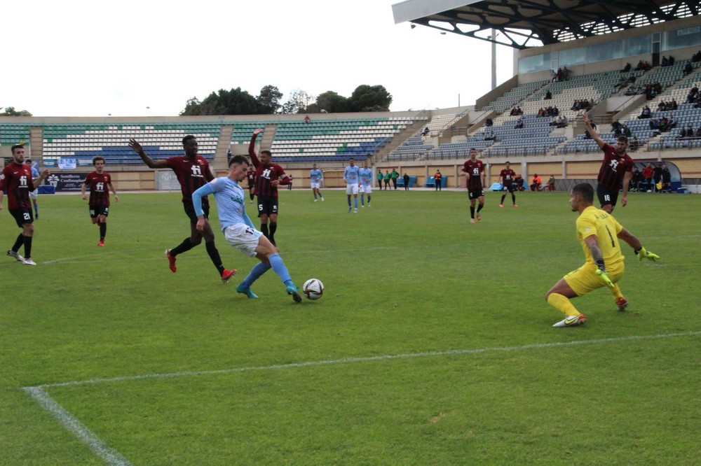 El Polideportivo El Ejido empata pero mereció más ante el Eldense