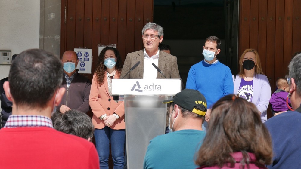 El Ayuntamiento de Adra da comienzo a las actividades por el Día Internacional de la Mujer con la lectura del manifiesto