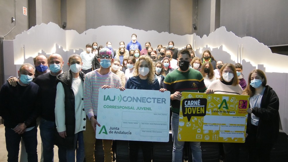 El IAJ anima a estudiantes del IES Gaviota de Adra a convertirse en corresponsales juveniles
