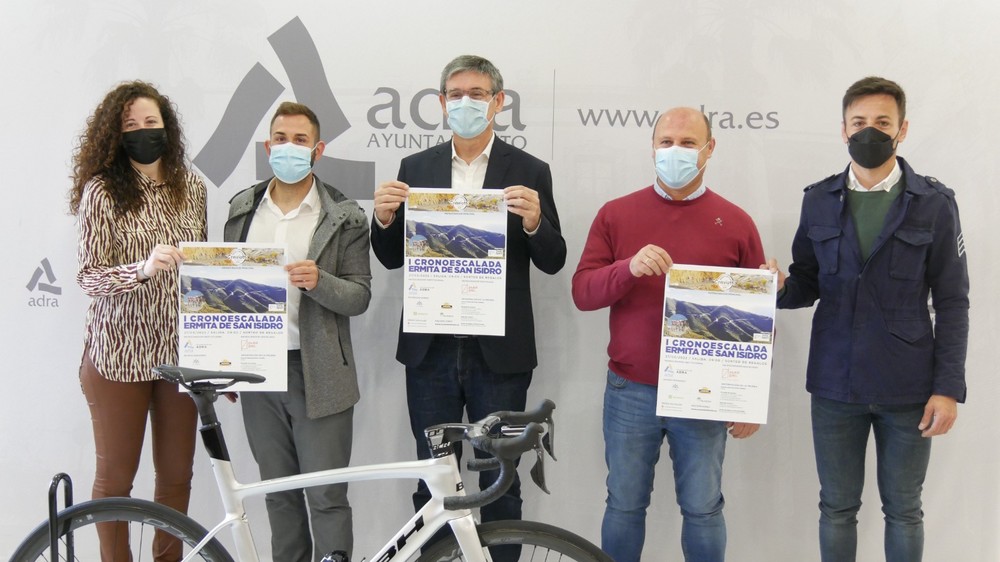 La ciudad de Adra acoge, este domingo, la I Cronoescalada a la Ermita de San Isidro