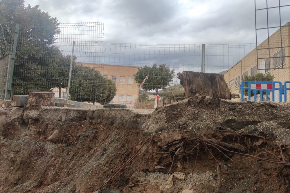 Populares dalienses instan al gobierno municipal a realizar obras urgentes en el Colegio Luis Vives