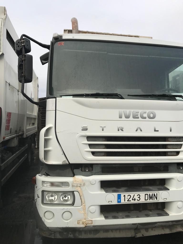 El PSOE denuncia la “nefasta gestión” del servicio de recogida de basura municipal gestionado por las derechas