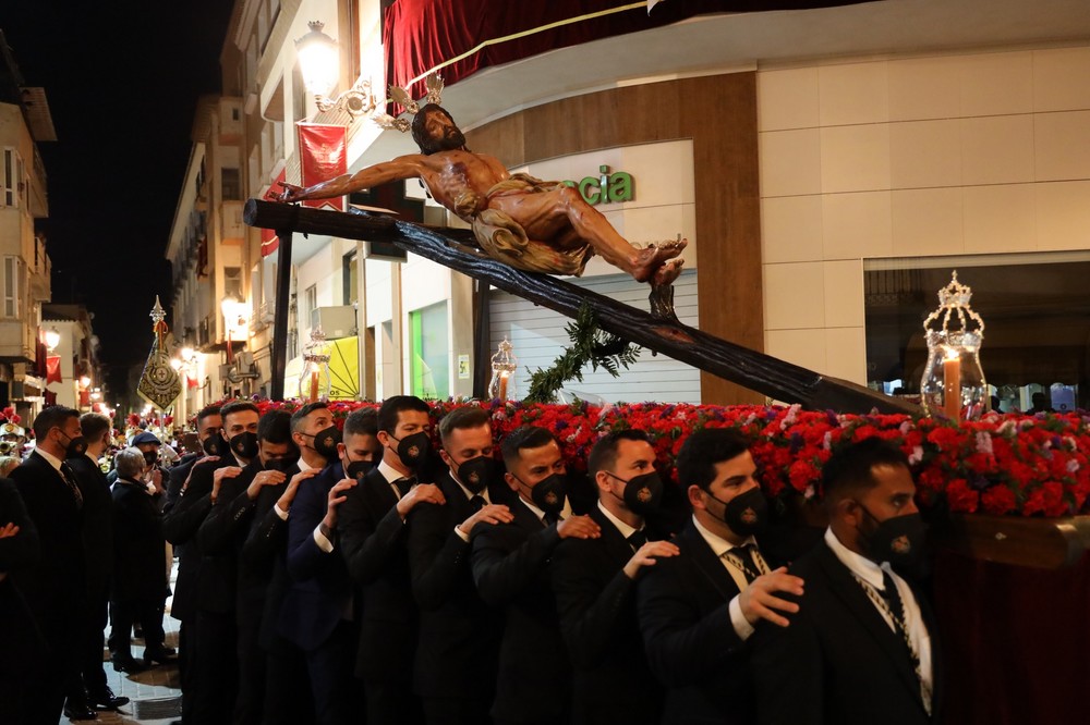 El Cristo de la Buena Muerte discurrió por las calles de Berja en el Miércoles Santo