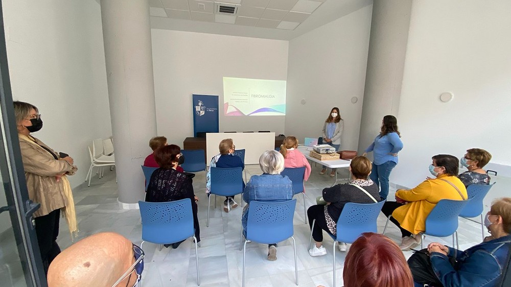 Berja presenta un programa de actividades para conmemorar el Día de la Fibromialgia
