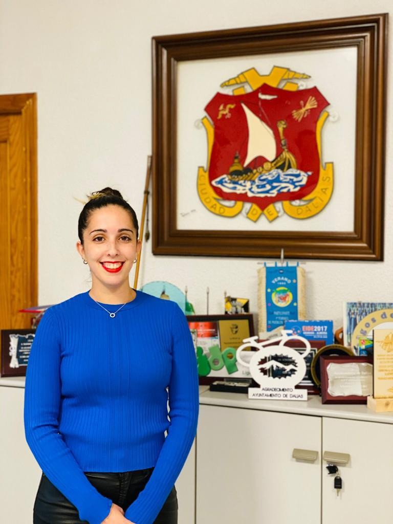 El equipo de Gobierno de Dalías, en minoría tras la salida de una concejala socialista