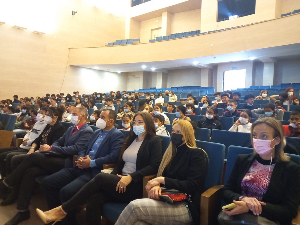 El Auditorio de La Mojonera acoge el I Encuentro Provincial del Proyecto Mentoría Social Fénix