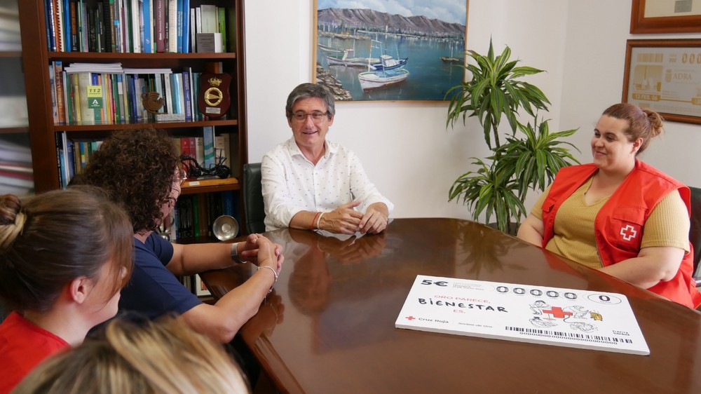 El Ayuntamiento de Adra respalda el Sorteo de Oro de la Cruz Roja que se celebra el próximo 21 de julio