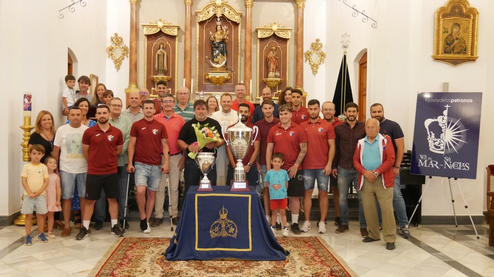 El alcalde de Adra recibe en la Casa Consistorial al CF Adra tras su ascenso a División de Honor como Campeón de Liga