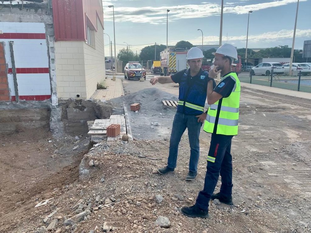 Arrancan las obras de remodelación del Parque de Bomberos del Poniente valoradas en más de 800.000 euros