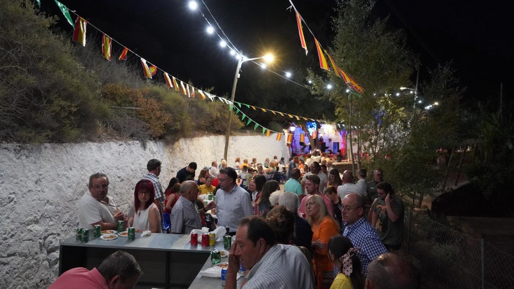 Berja celebra San Juan en los barrios de Alcaudique y Rigualte