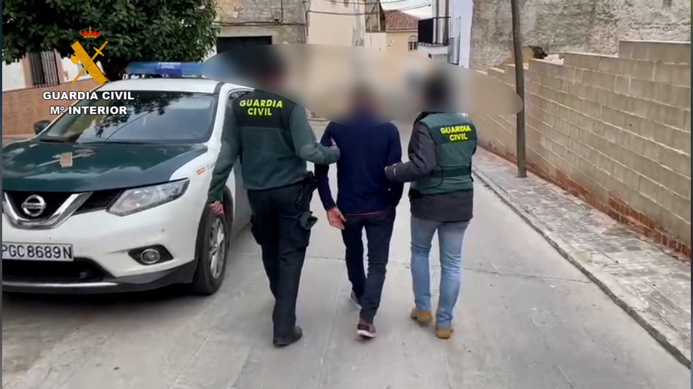 Cae en Las Norias el cabecilla de una banda dedicada al tráfico de vehículos en Europa