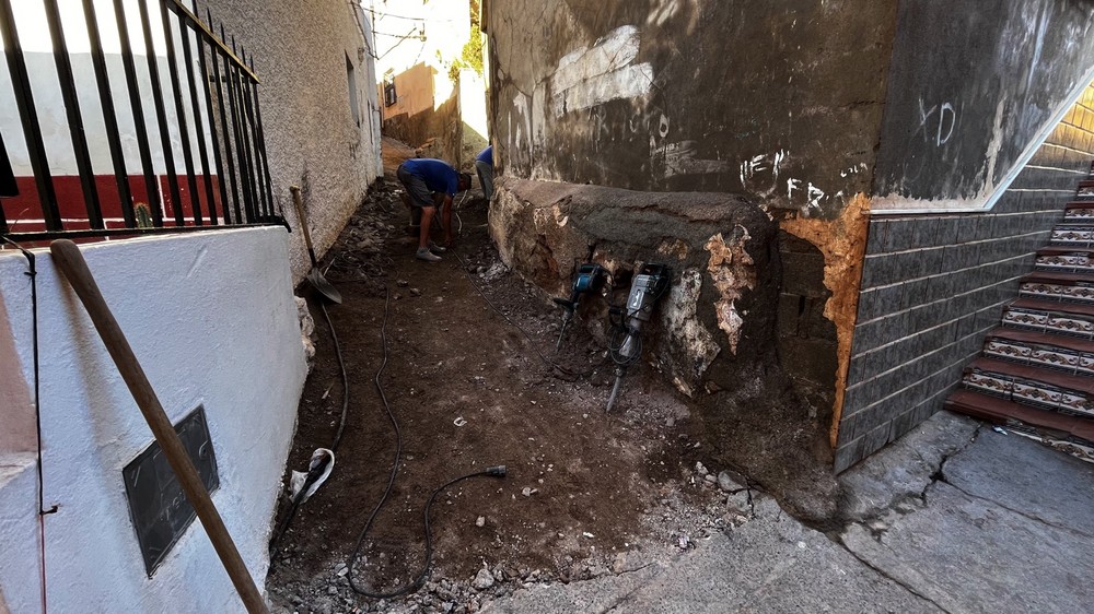 El Ayuntamiento de Berja renueva el pavimento de varias calles