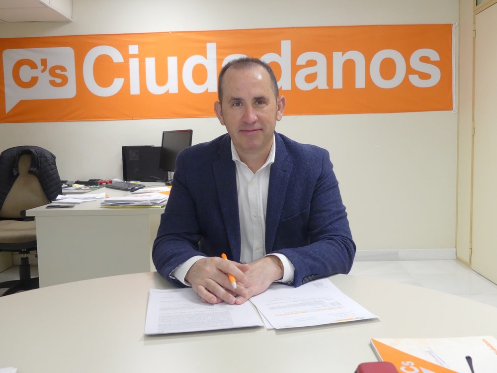 Ciudadanos El Ejido pide al alcalde que informe sobre el estado y ejecución de las mociones aprobadas en Pleno