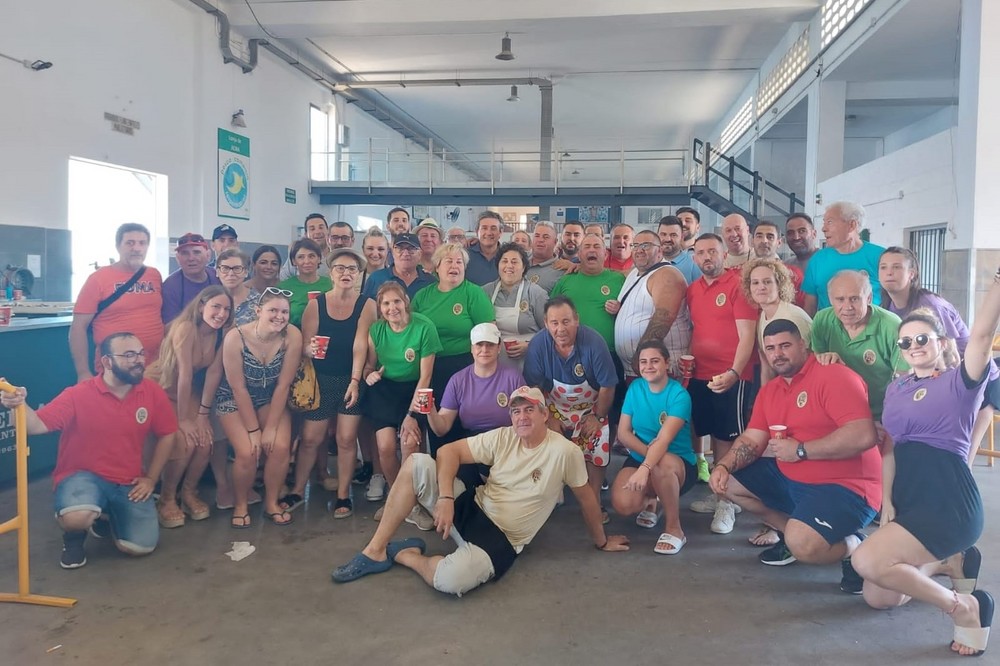 Adra se engalana para celebrar las fiestas en honor a la Virgen del Carmen