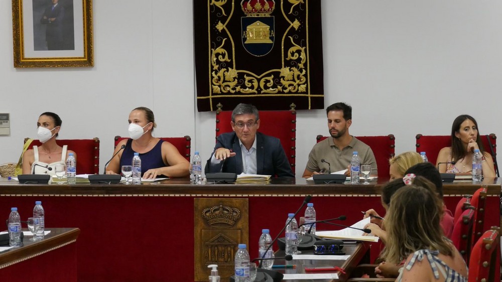 Luz verde al Presupuesto Municipal de Adra con 4 millones en inversiones y 2,5 para gasto social