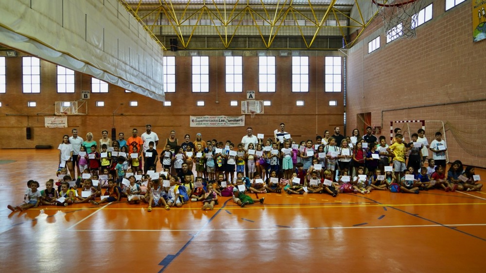 El área de Deportes de Berja clausura la Escuela de Verano con más de 150 participantes