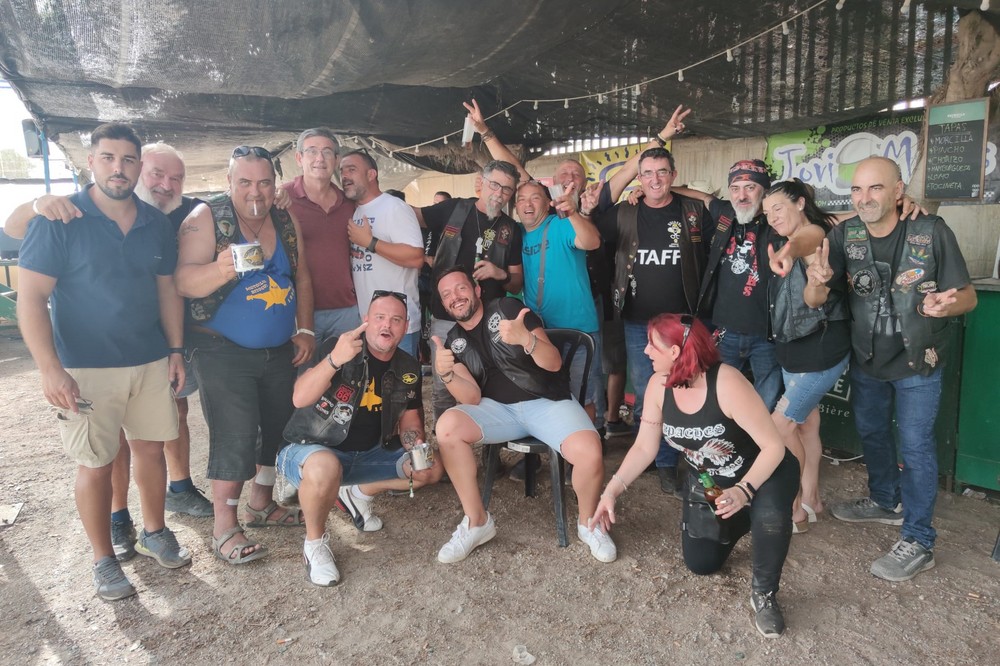 Adra vive un fin de semana sobre ruedas con la XIII Concentración Motera 'Piratas de Adra'