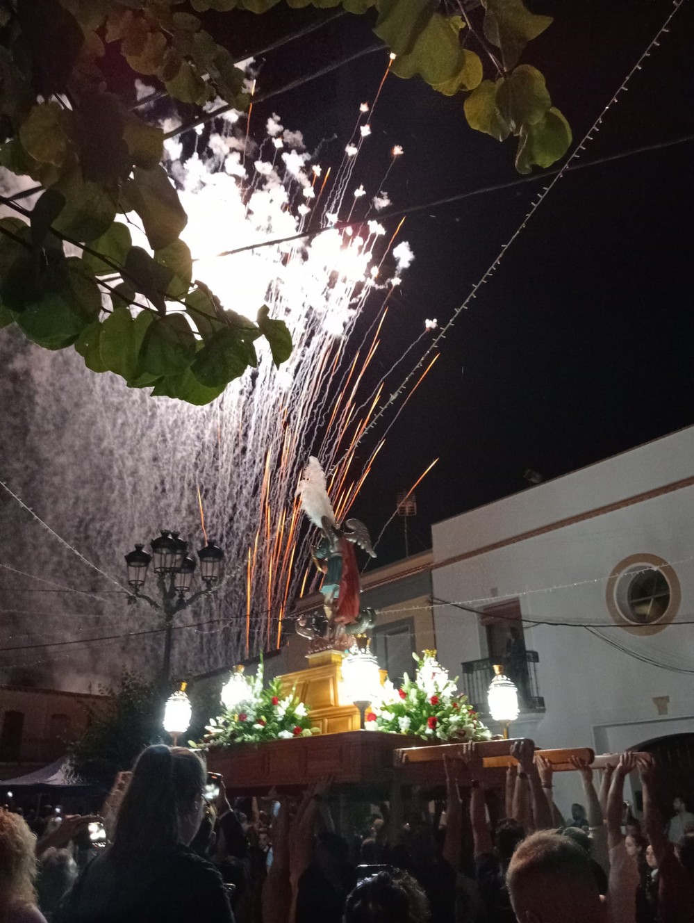 Celín vive su semana grande con San Miguel y la pólvora como protagonistas